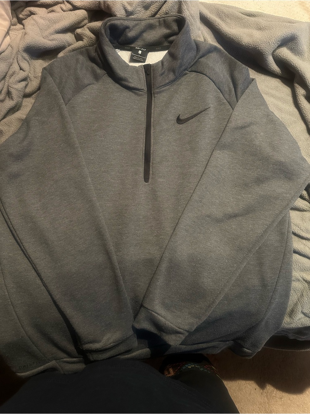 Nike Men’s Dark Gray Half-Zip Pullover Sweatshirt